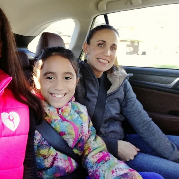 Meet your Posher, Jessica - Picture 1 of 1